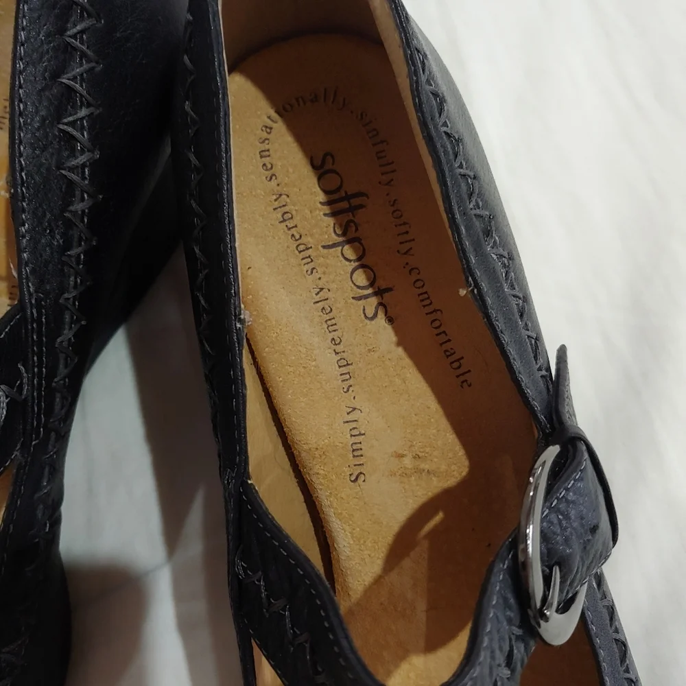 Softspots Leather Wedge Mary Jane, Size 9.5M, Black